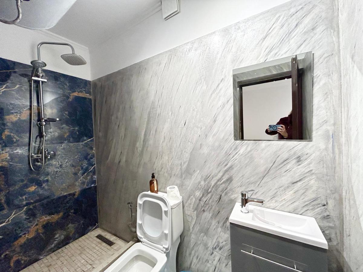Tirana Inn Hotel Екстериор снимка