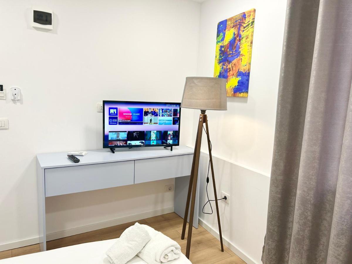 Tirana Inn Hotel Екстериор снимка