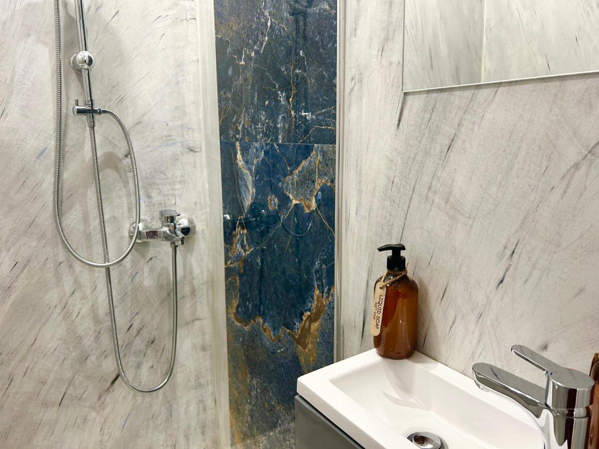 Tirana Inn Hotel Екстериор снимка