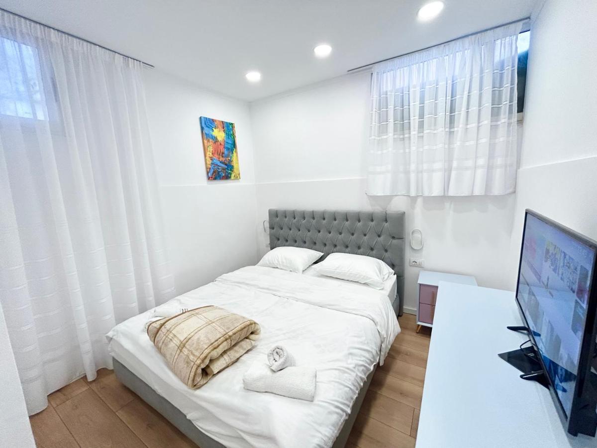 Tirana Inn Hotel Екстериор снимка